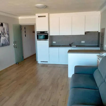 Residentie Romanza شقة